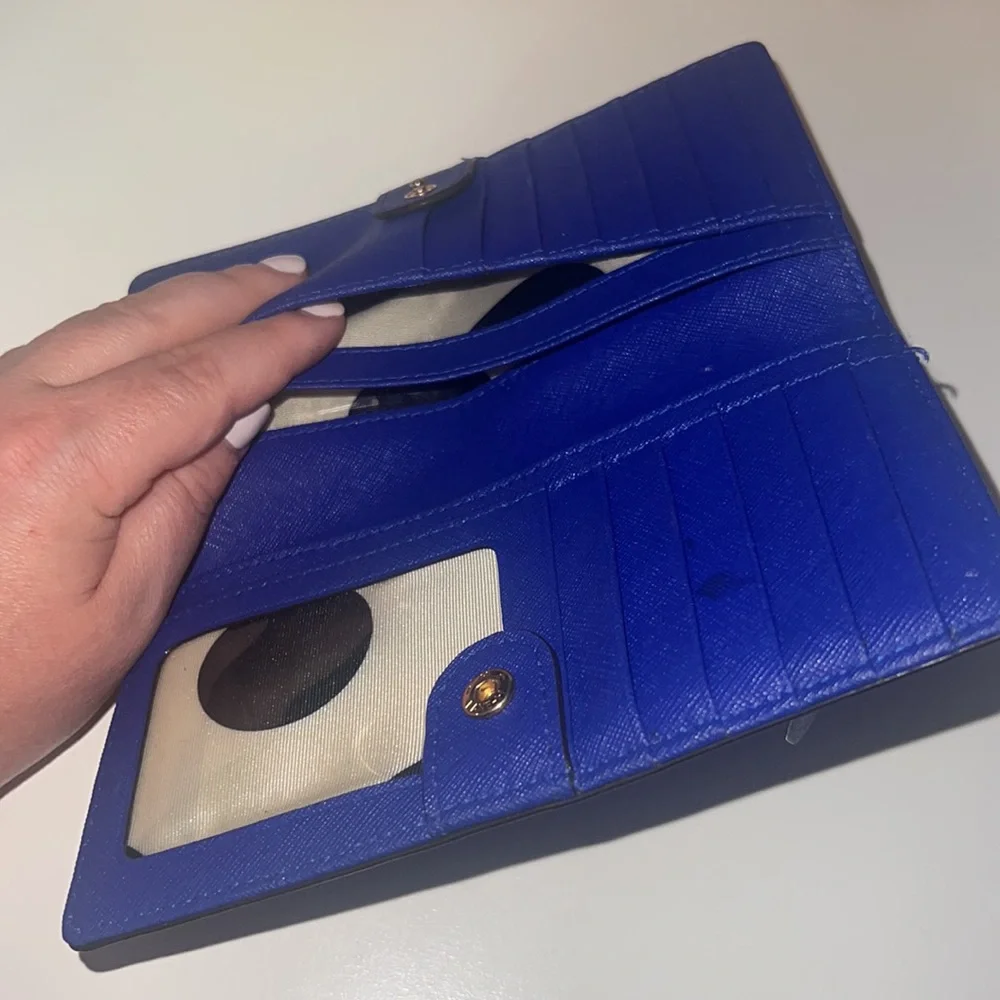 Kate Spade Wallet - Picture 4 of 4